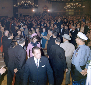 Jackie Kennedy the focus of all observation entering the breakfast at Fort Worth.