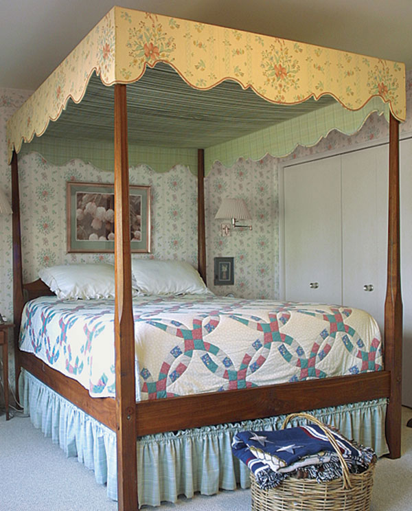 While its unclear how long or when he slept in it, Jimmy Carter made this bed which was later sold. and is now in private hands. (photo by Anatole Burkin, finewoodworking.com) While its unclear how long or when he slept in it, Jimmy Carter made this bed which was later sold. and is now in private hands. (photo by Anatole Burkin, finewoodworking.com)