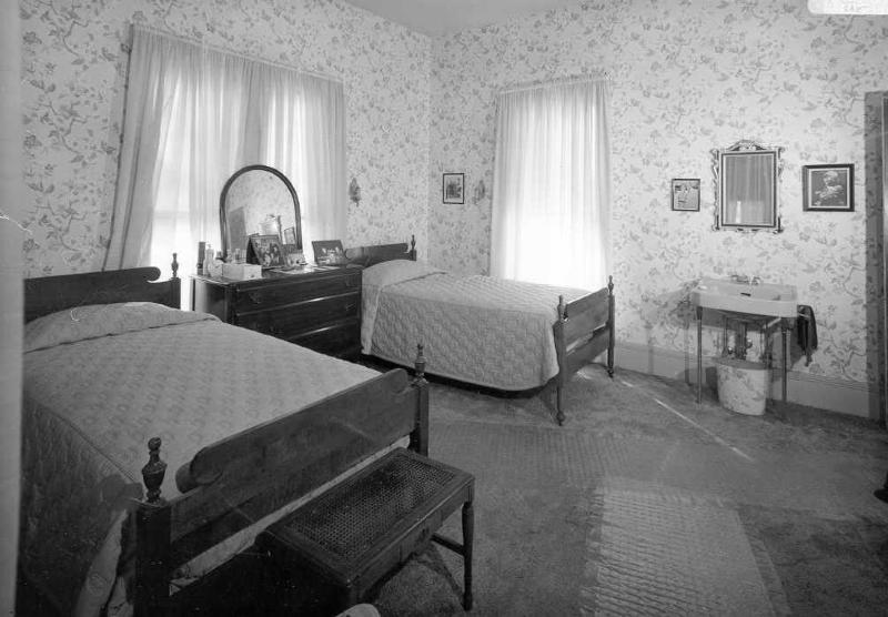 Harry Truman shared this humble bedroom in his Missouri home with wife Bess in twin beds.