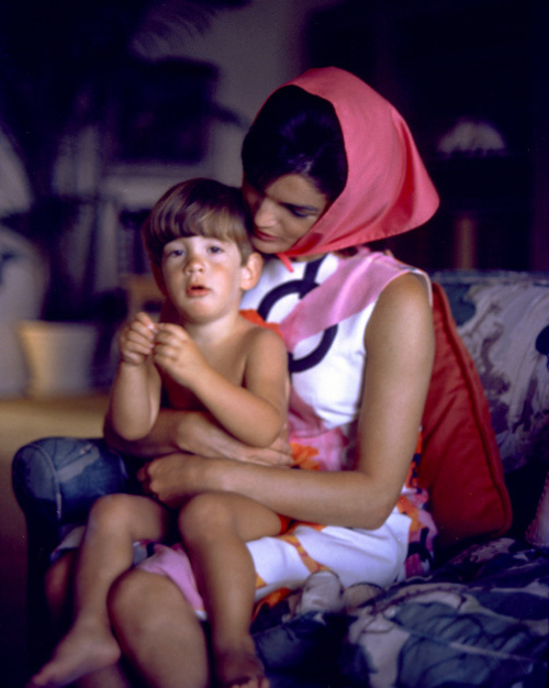 Jacqueline Kennedy with John Kennedy Jr. in Palm Beach, 1963. (Mark Shaw) Jacqueline Kennedy with John Kennedy Jr. in Palm Beach, 1963. (Mark Shaw)