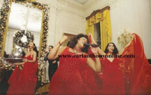 Mary Wilson, formerly of the Supremes sang in the new millenium at the Clinton New Year's Eve White House party in 2000.