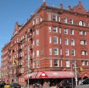 he Brooklyn apartment building designed by Charles Pratt where Mae West first lived. (NY Architecture)