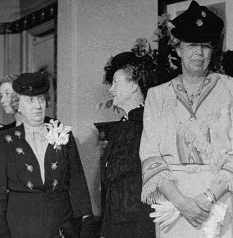 Bess Truman (far left) at FDR's fourth inaugural ceremony, January 20, 1945, was given a tour of the family quarters by Eleanor Roosevelt (far right) after his April funeral, a day before the widowed First Lady vacated the mansion. She later quipped that she was relieved to see that Mrs. Roosevelt's closets were as messy as her own.