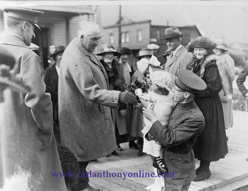 Despite his alarming exhaustion, President Harding never failed to stop for a child that wanted to shake his hand. 