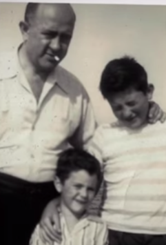Eli Sanders with his two sons Bernie and Larry. (snopes.com)
