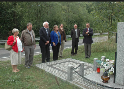 Bernie Sanders, his brother and their wives pay respects at a memorial to lives lost during World War II in Slopnice, Poland. (tabletmag.com)