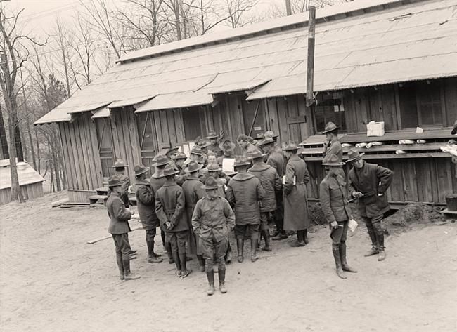 Soldiers-Meade-Camp-002